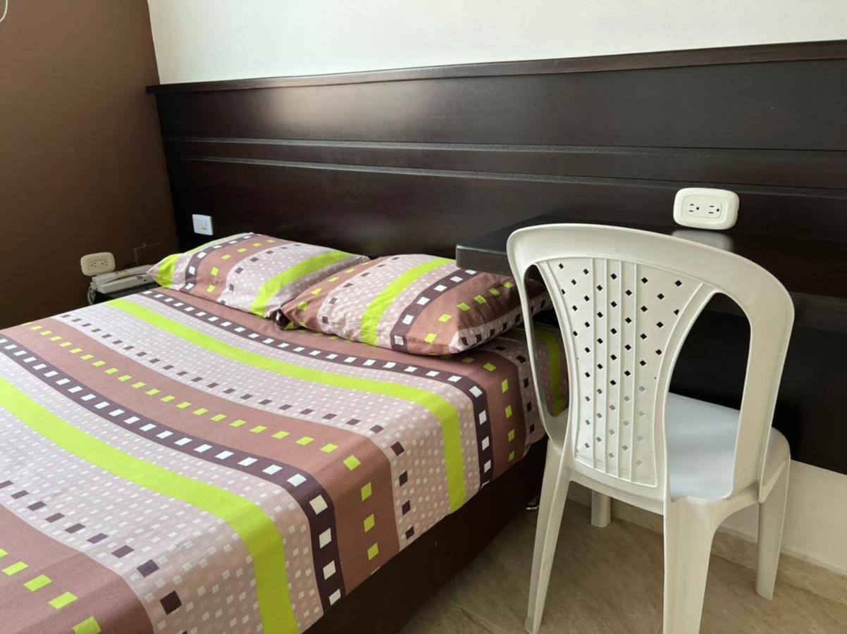 Hotel Marialu Оканья Экстерьер фото